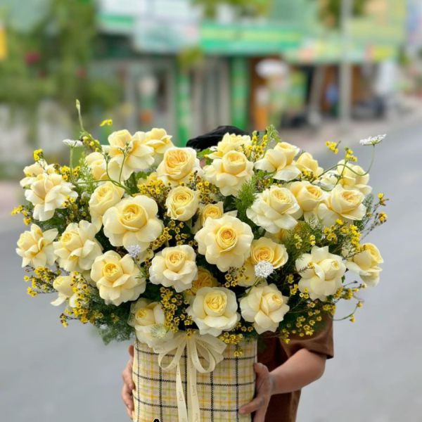 Giỏ Hoa Màu Vàng Đẹp Tinh Tế, Mang Ý Nghĩa Tài Lộc