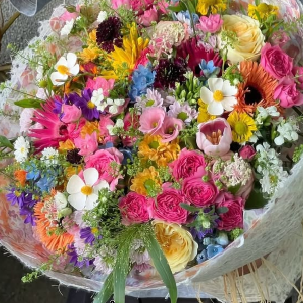 Mẫu Bó Hoa Garden Phong Cách Tự Nhiên Đẹp Sang Trọng
