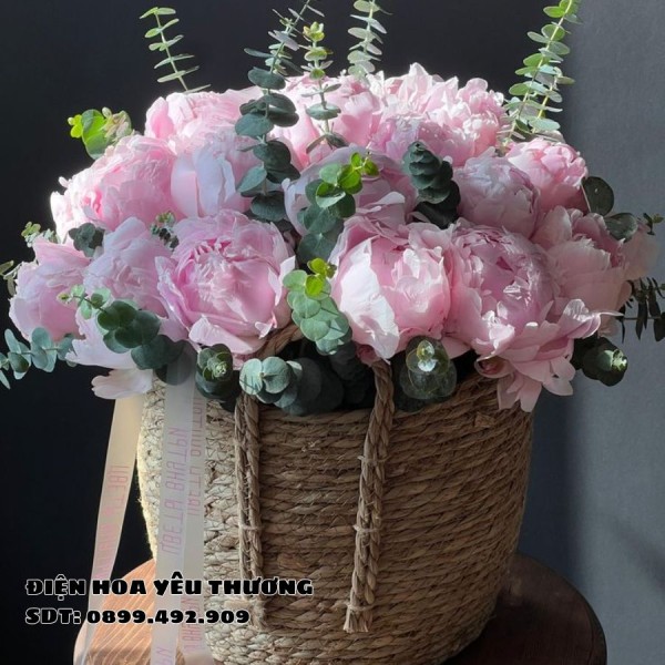 Hoa Mẫu Đơn Khai Trương: Thiết Kế Sang Trọng Cho Gò Vấp