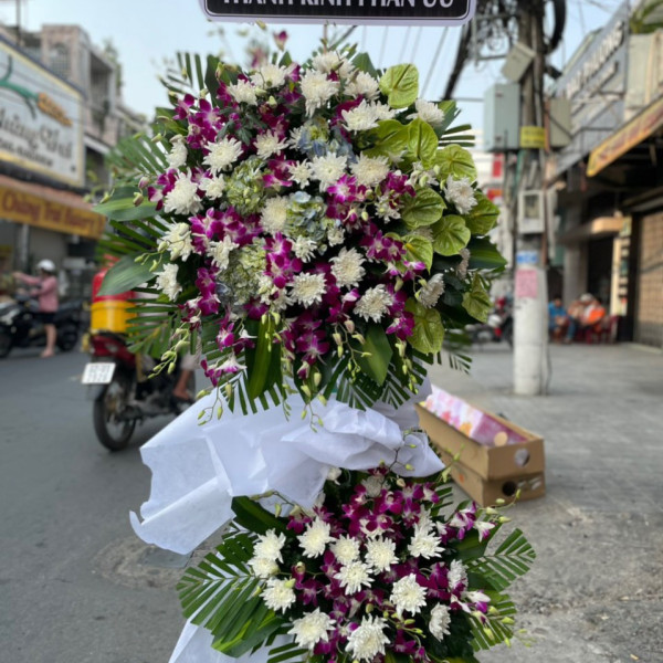 Tuyển chọn 4 mẫu lẵng hoa tang lễ được sử dụng rộng rãi hiện nay