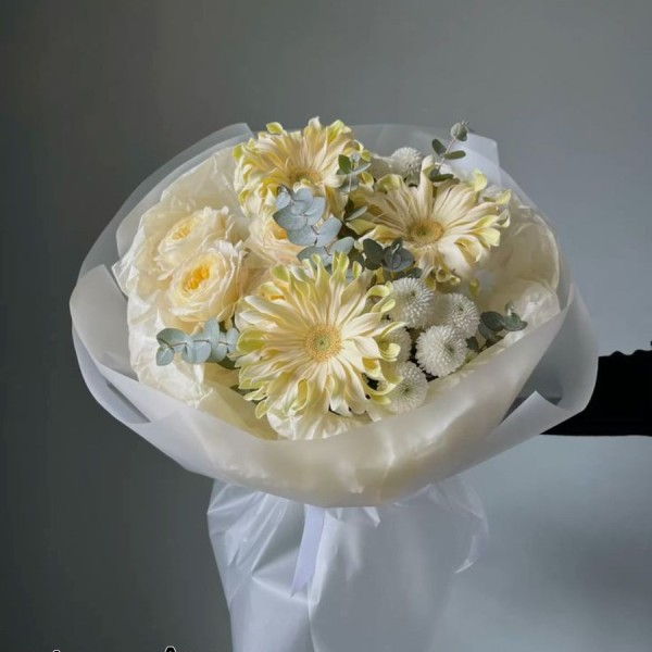 Hướng dẫn cách bó hoa hồng tròn mix đơn giản