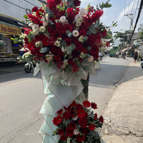 Lãng Hoa Khai Trương Là Gì? Những Điều Bạn Cần Biết