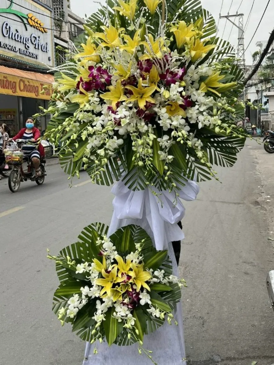 Kệ Hoa Tang Lưu Luyến