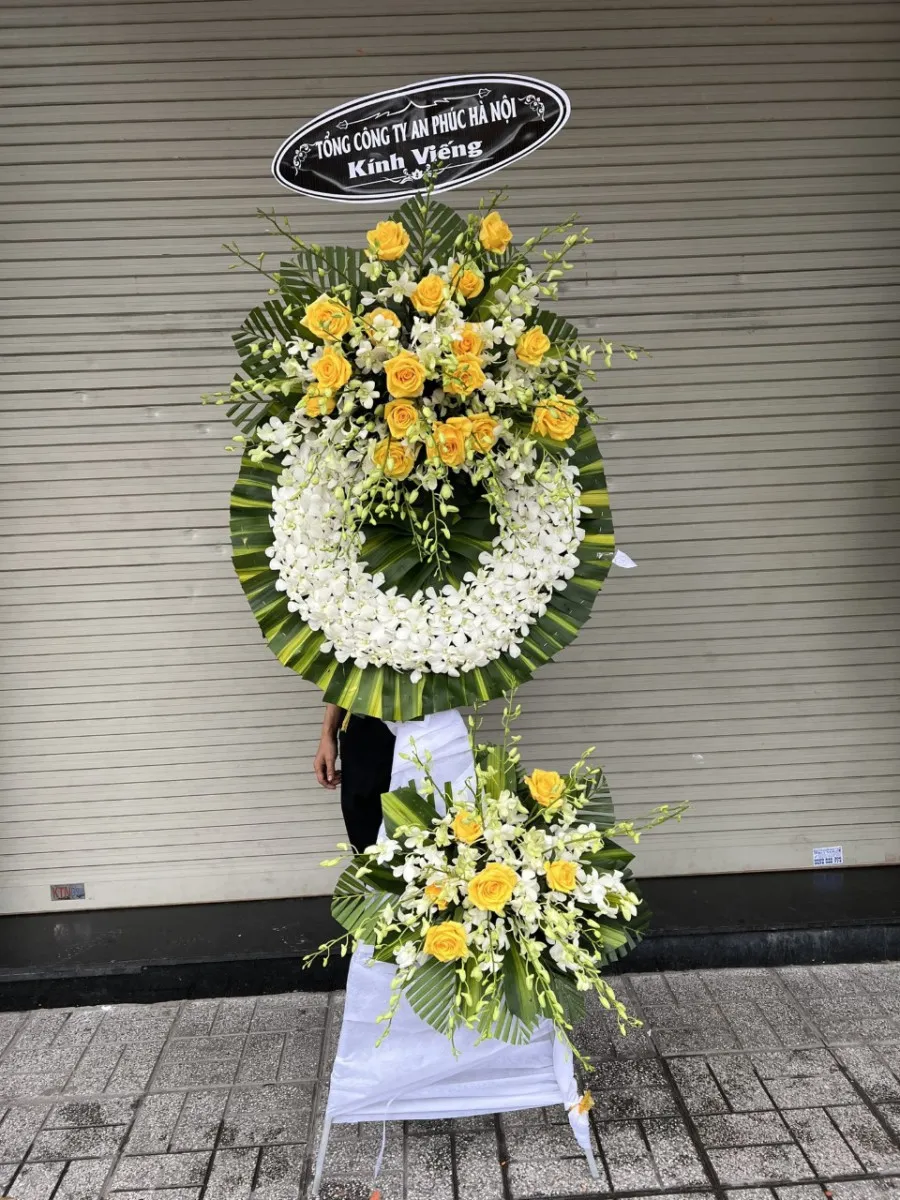 Vòng Hoa Tang Hành Trình Ra Đi