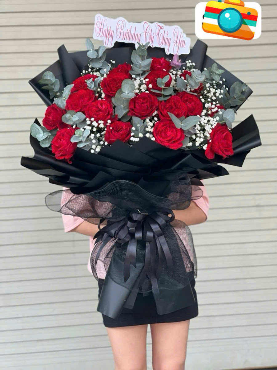 Bó hoa Hồng trắng xinh