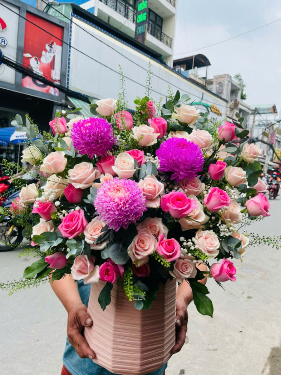 Giỏ Hoa Tặng Cô 20/11