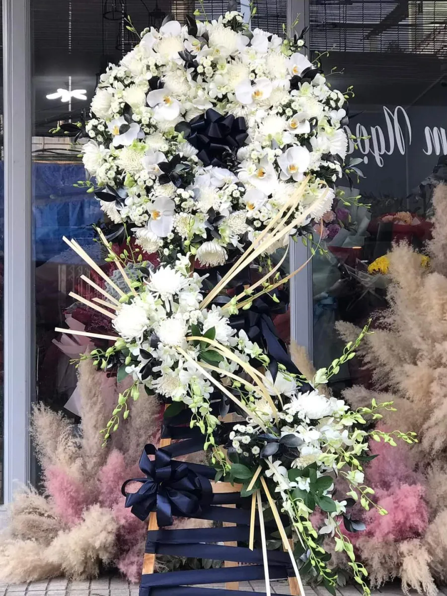 Vòng Hoa Tang Ánh Trăng Khuyết