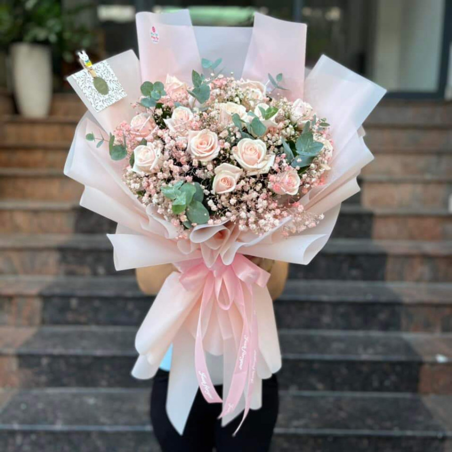 Bó hoa Mùa Yêu Thương