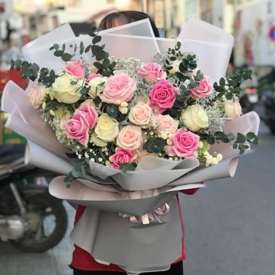 Bó hoa Sắc Màu Yêu Thương