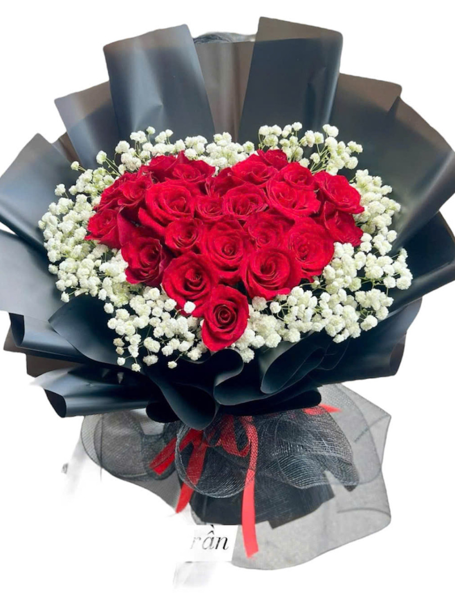 Bó hoa trái tim hồng đỏ