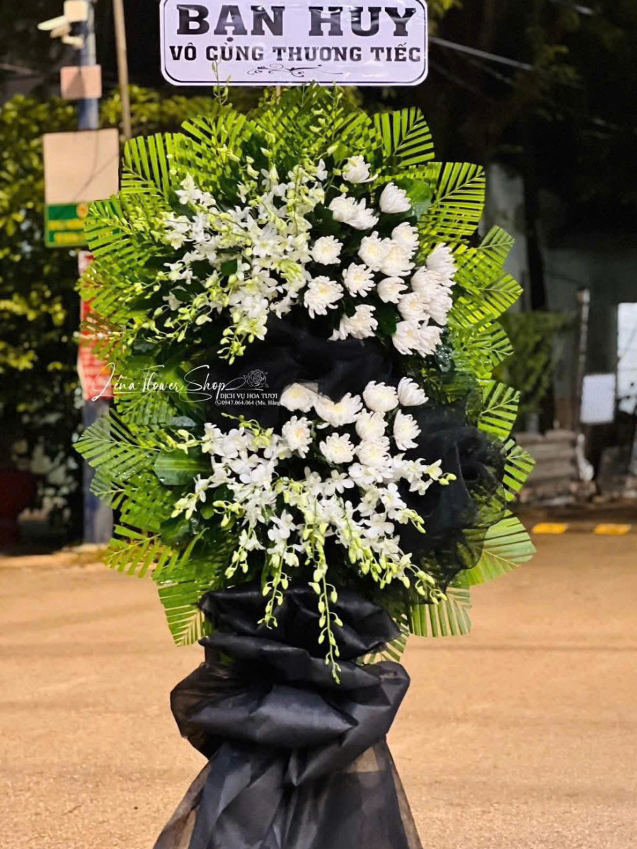 Kệ Hoa Tang Hư Vô