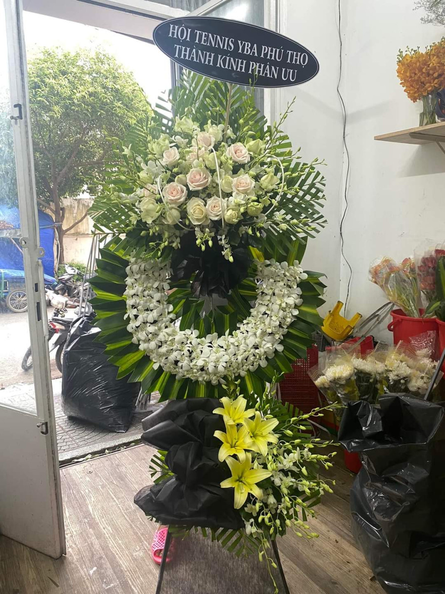 Vòng Hoa Tang Giấc Ngủ Yên Bình