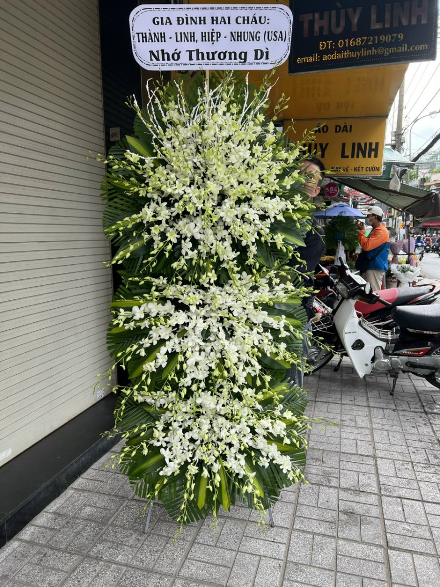 Lẵng Hoa Tia Nắng Cuối