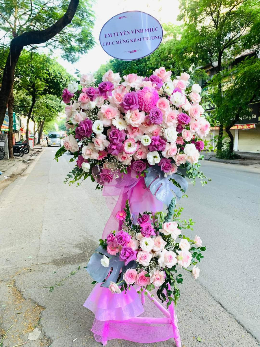 Lẵng Hoa Đại Vượng