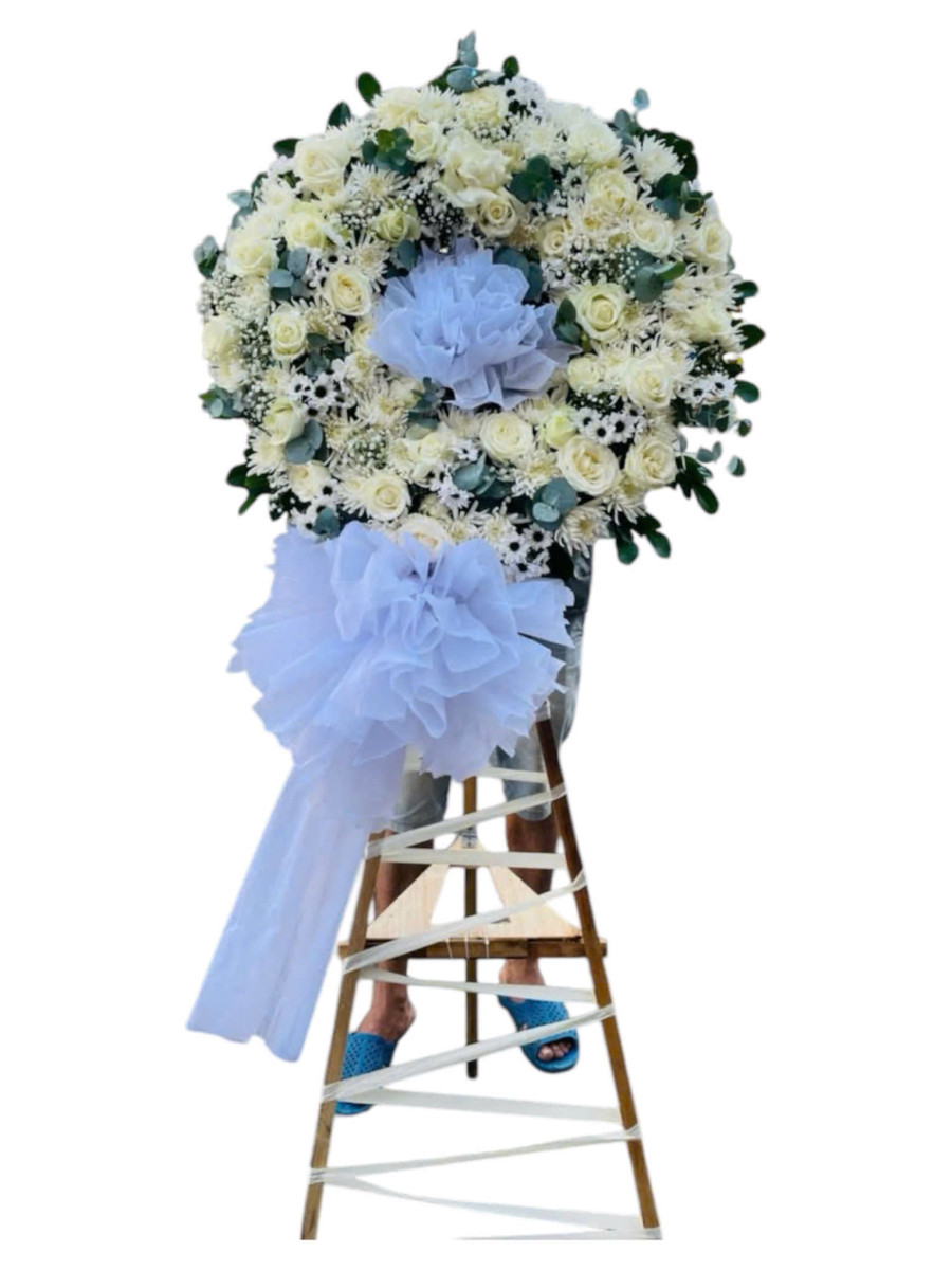 Vòng Hoa Tang Lời Ru Cuối