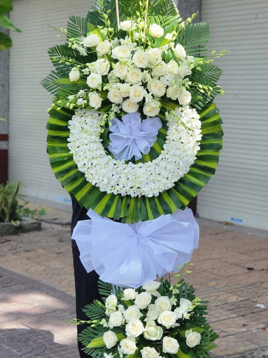 Vòng Hoa Tang Vĩnh Hằng Cát Bụi