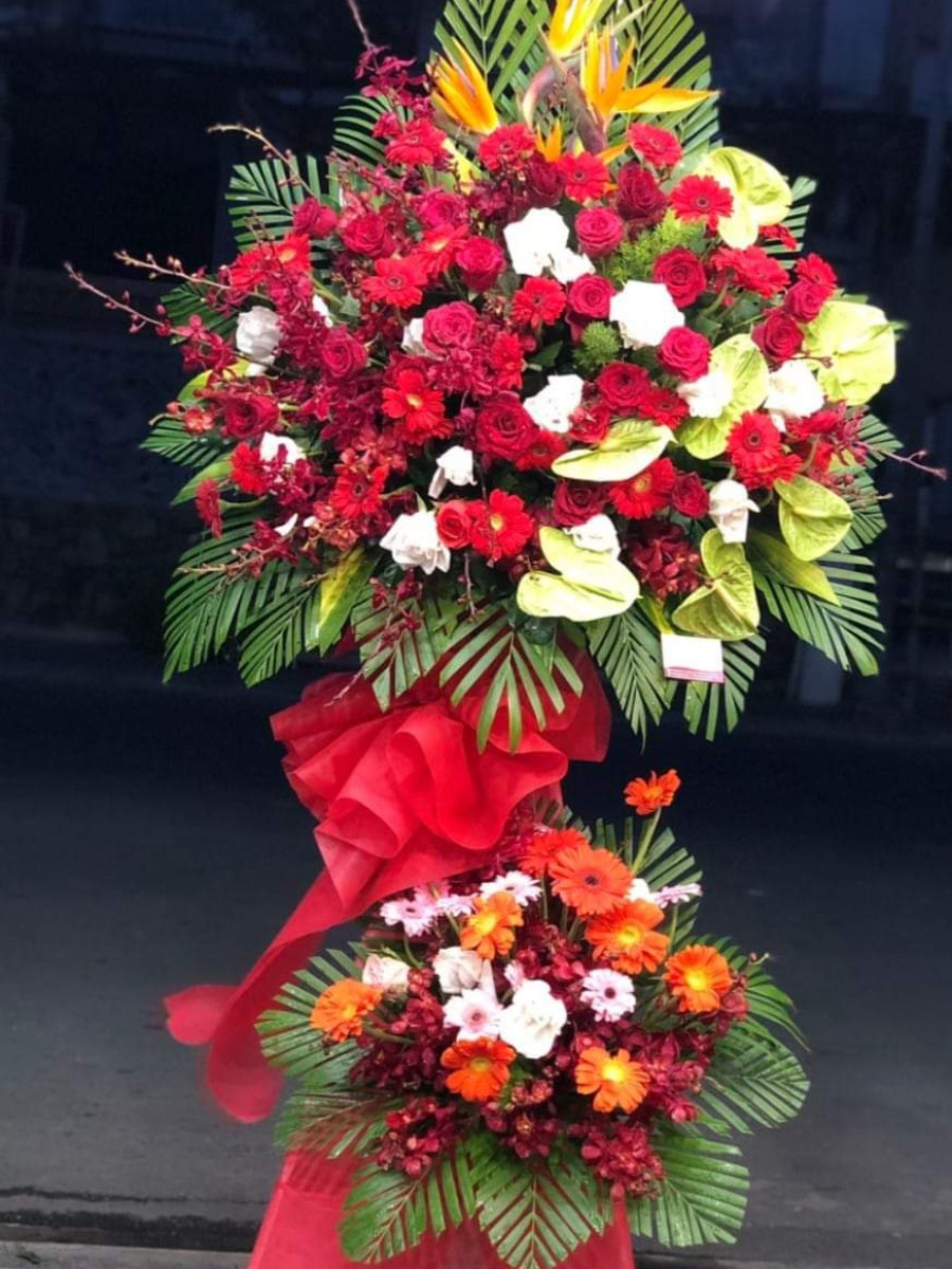 Hoa Khai Trương Ngọc Quý