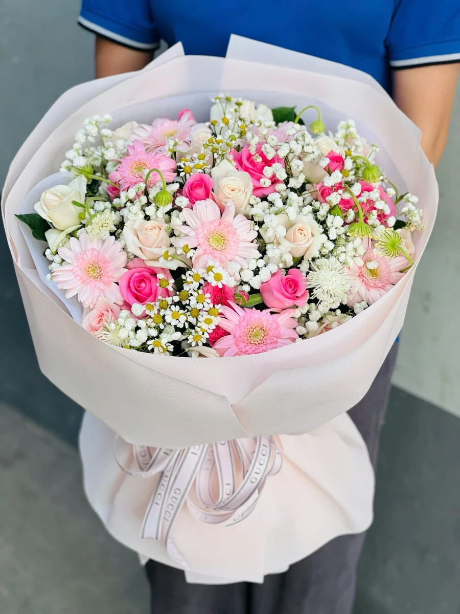 Bó Hoa 20/10 Vui Vẻ