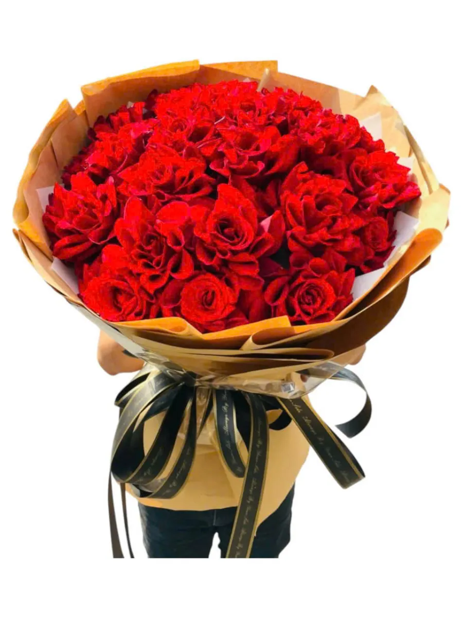 bó hoa tròn hồng đỏ ngoại