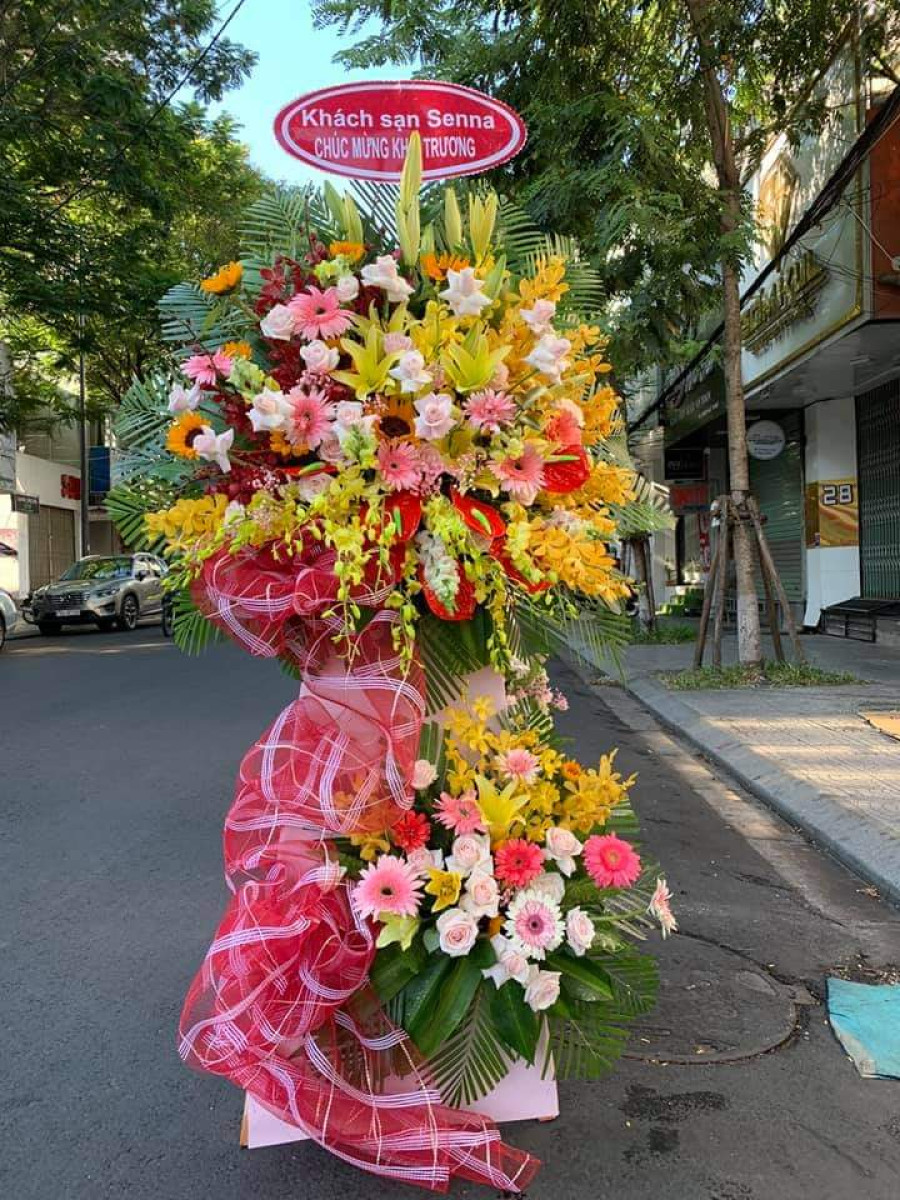 Lẵng Hoa Kim Ngọc