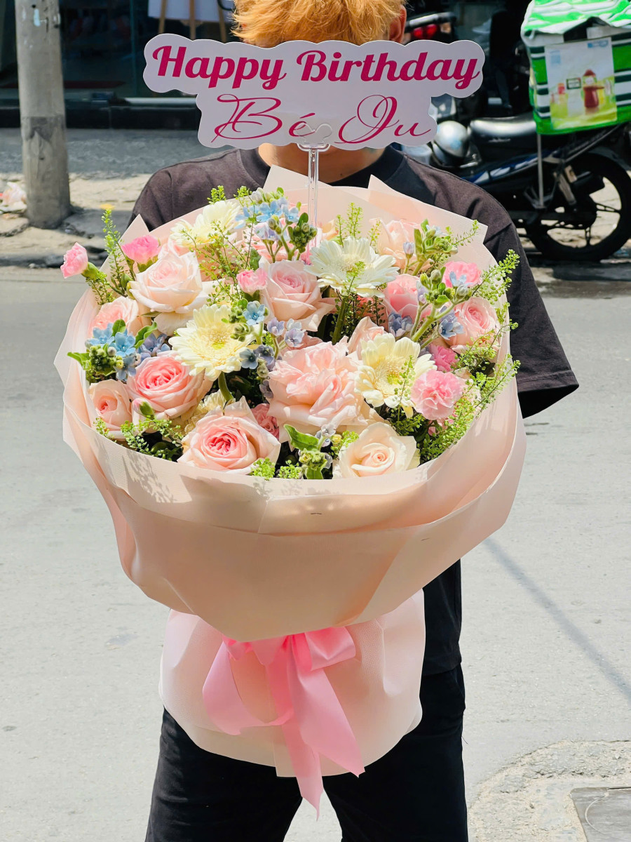 Bó Hoa Cẩm Tú Cầu Xanh Lá