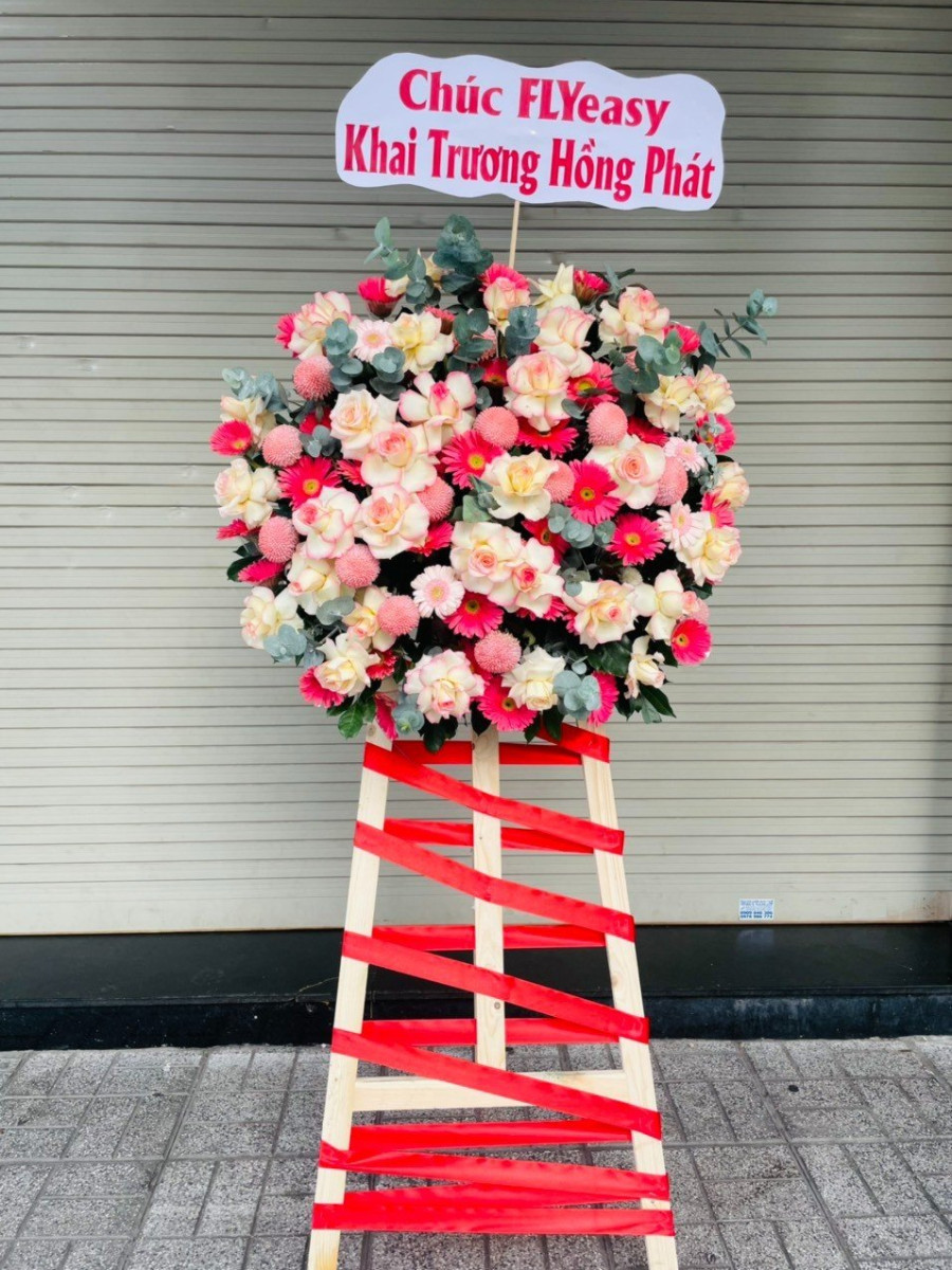 Kệ Hoa Khai Trương Khánh Tài