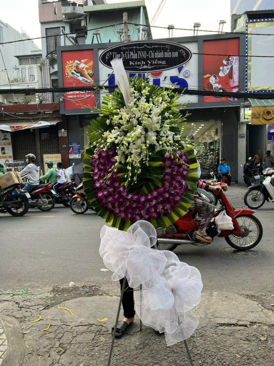 Vòng Hoa Tang Hoa Tiễn Hồn