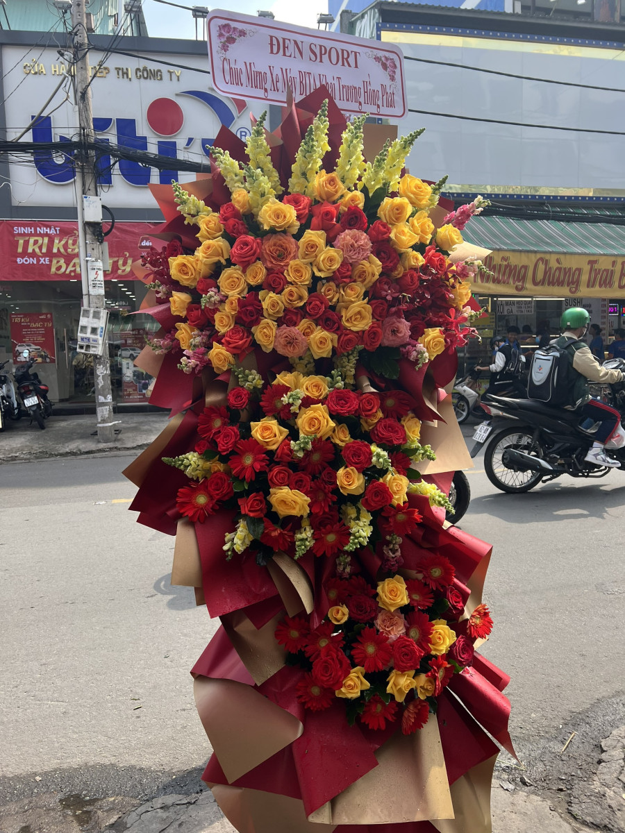 Lẵng Hoa Đỉnh Kim