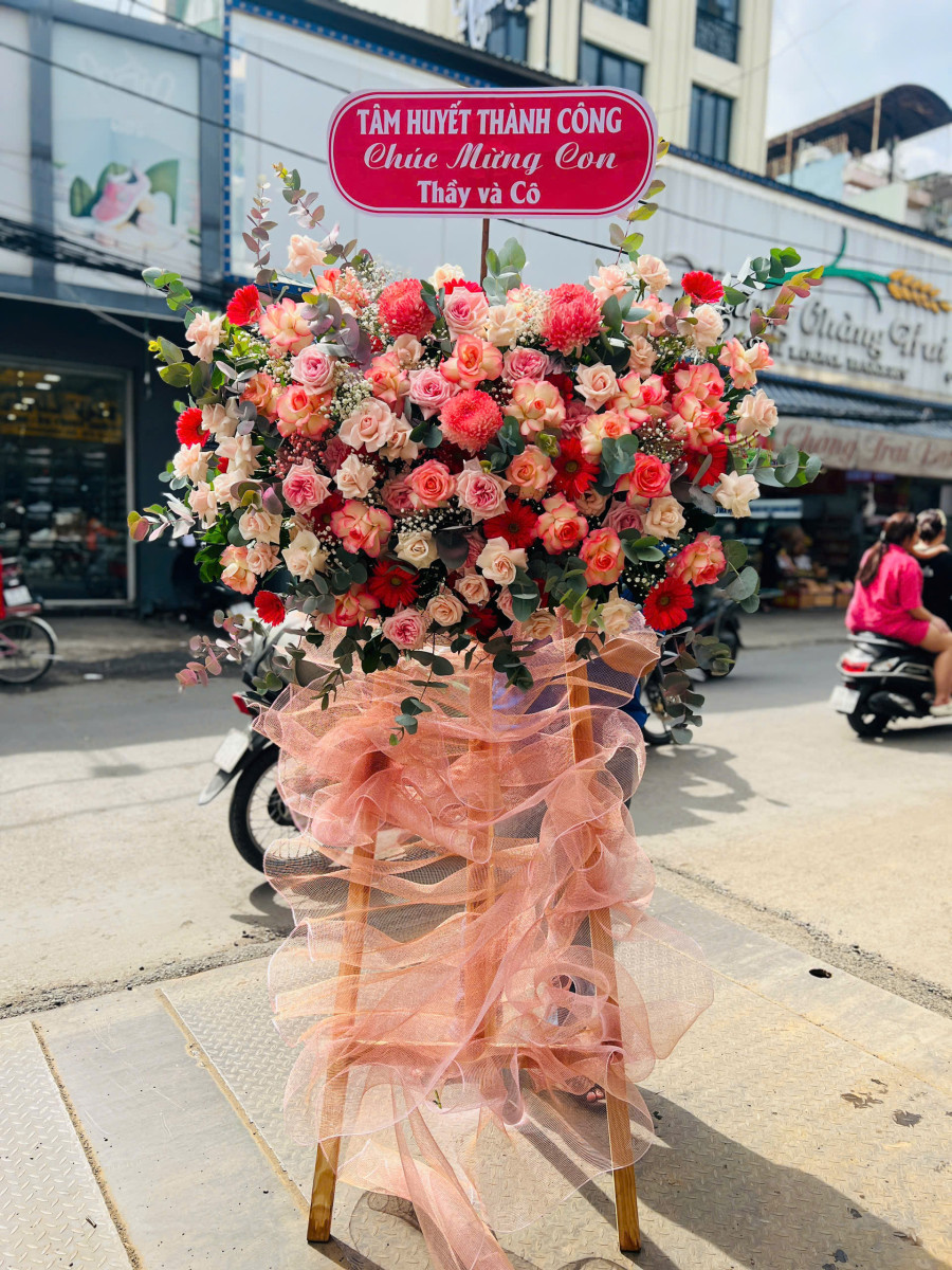 Kệ Hoa Khai Trương Phát Lộc