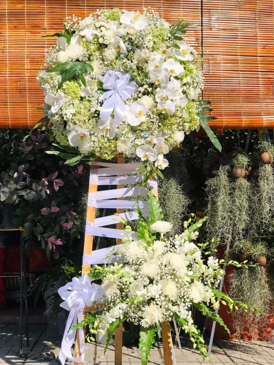 Vòng Hoa Tang Giấc Mơ Cuối Cùng